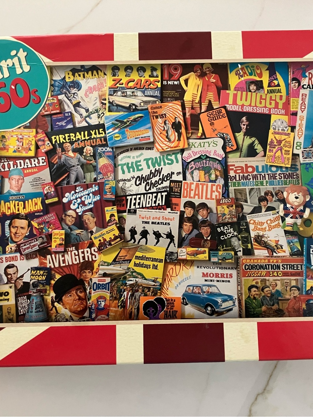 Retro 60s Puzzle - Colorful Collage Jigsaw Puzzle